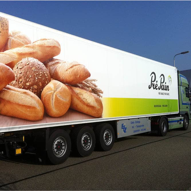 PrePain vrachtwagen bestickeren
